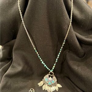 Elegant Silver and Turquoise Necklace